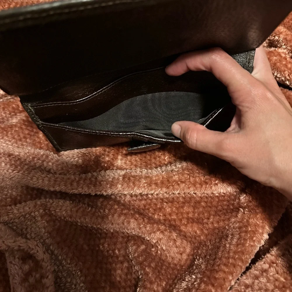 Gucci | Brown | Monogram International Wallet - Picture 7 of 14